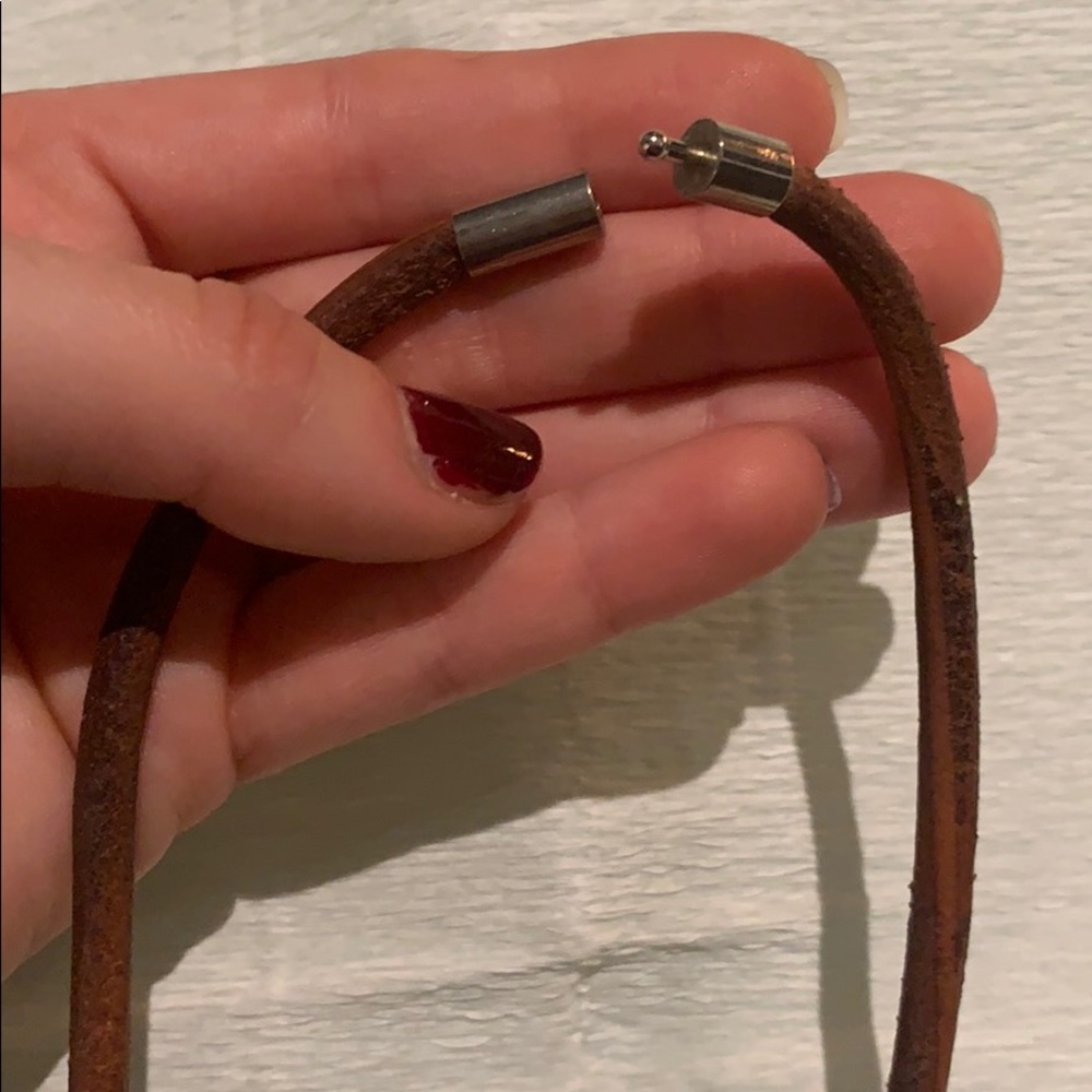 Funky Shell Necklace - Picture 3 of 4
